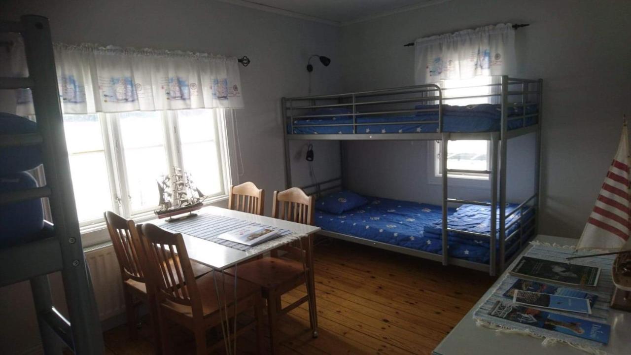 Vandrarhemmet Lotsen Dalarö Εξωτερικό φωτογραφία